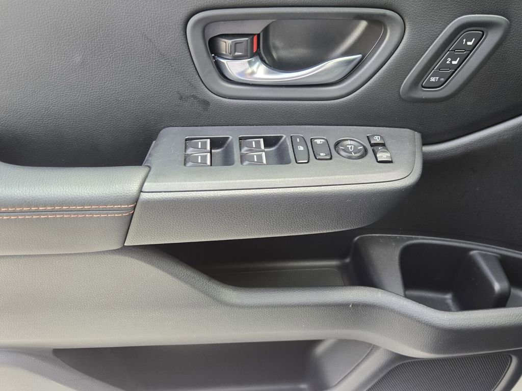 Certified 2024 Honda Pilot TrailSport image 28