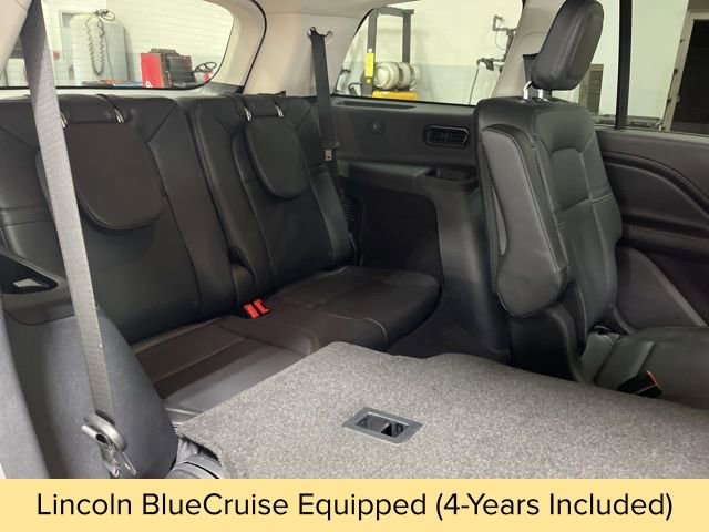 New 2026 Lincoln Aviator AWD image 32