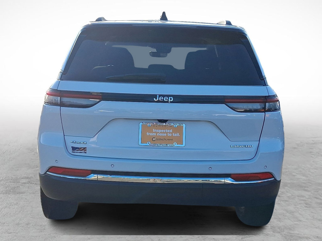 Certified 2023 Jeep Grand Cherokee Laredo image 4