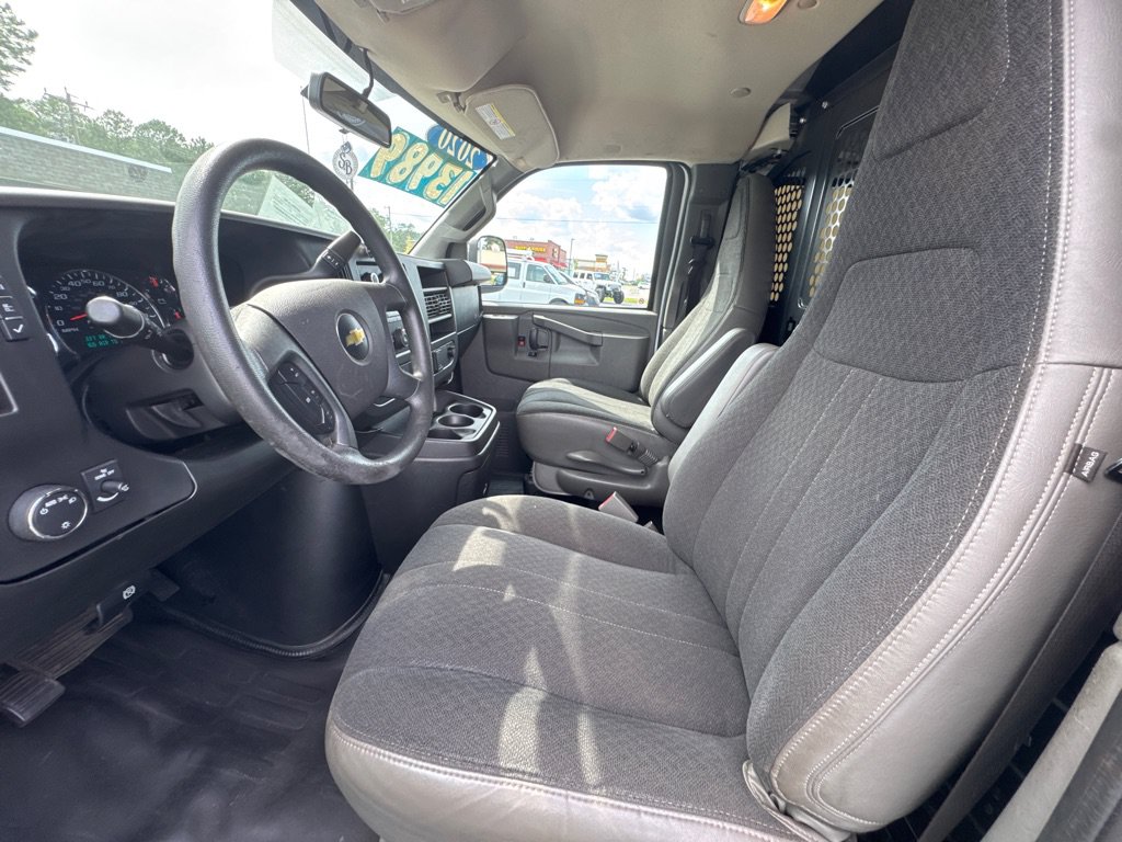 Used 2020 Chevrolet Express 2500 w/ Driver Convenience Package RWD image 11