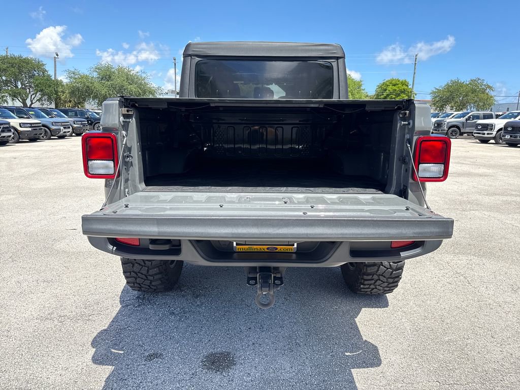 Used 2022 Jeep Gladiator Sport image 24