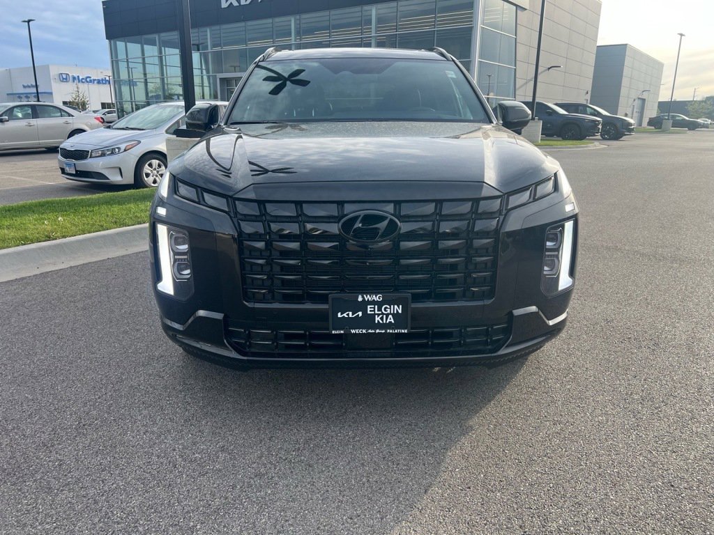 Used 2024 Hyundai Palisade Calligraphy AWD/4WD image 2