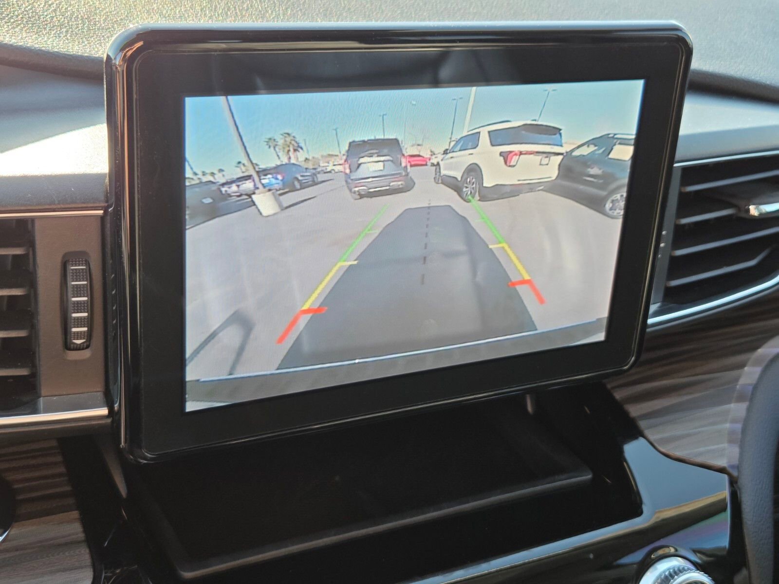 Certified 2024 Ford Explorer Limited w/ Equipment Group 301A image 23