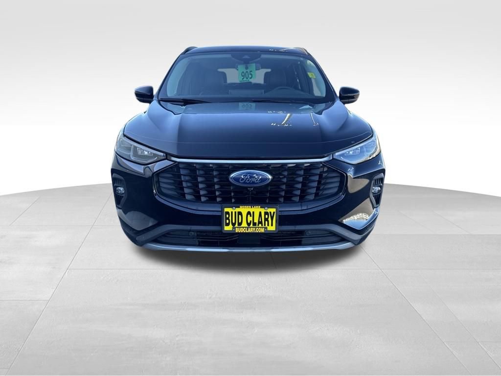 Used 2024 Ford Escape Platinum image 9