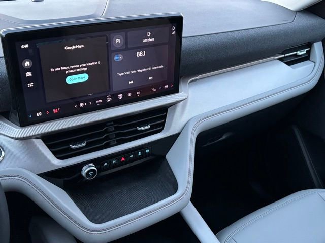 New 2025 Ford Explorer Active w/ Active Comfort Package image 35