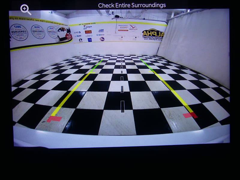 Used 2023 Jeep Grand Cherokee L Laredo image 9