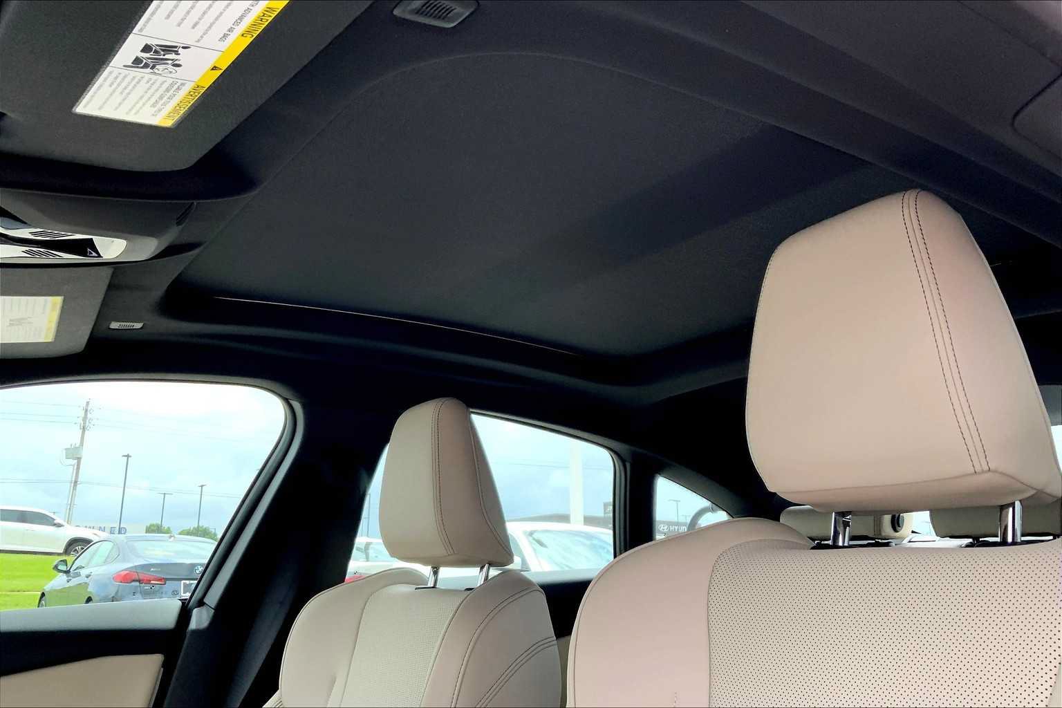 New 2025 BMW 228i xDrive w/ Premium Package AWD/4WD image 16