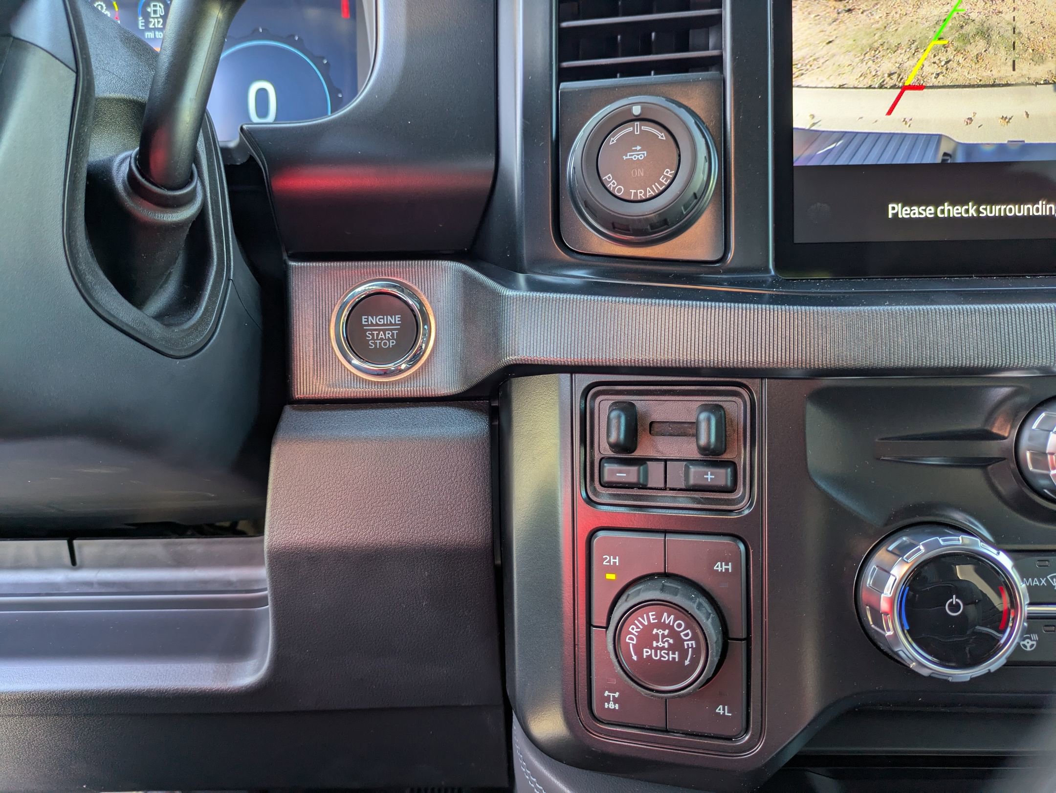 New 2026 Ford F250 Platinum w/ Tremor Off-Road Package image 25