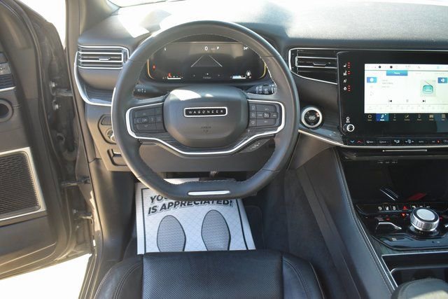Used 2022 Jeep Wagoneer Series III image 16