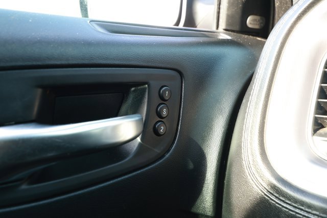 Used 2020 Dodge Charger SXT w/ Plus Group image 21