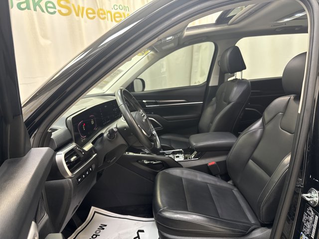 Certified 2025 Kia Telluride S image 16