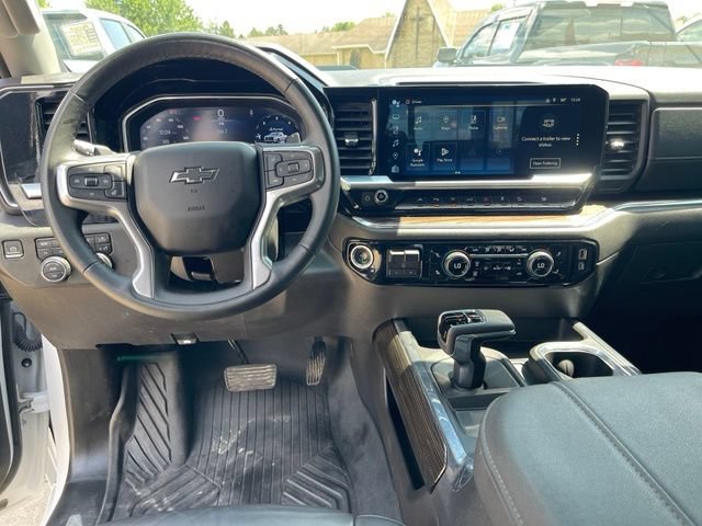 Certified 2024 Chevrolet Silverado 1500 LT Trail Boss w/ LT Trail Boss Premium Package AWD/4WD image 12