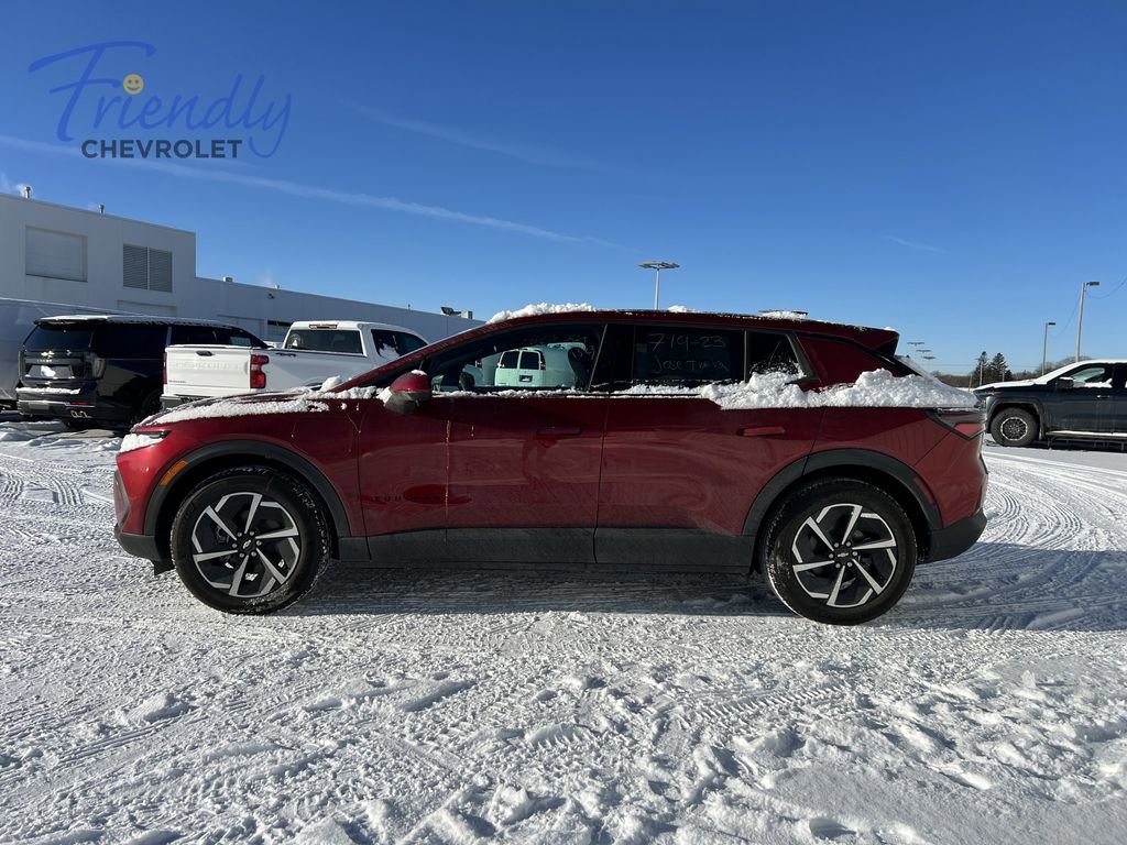 New 2026 Chevrolet Equinox EV LT FWD image 2