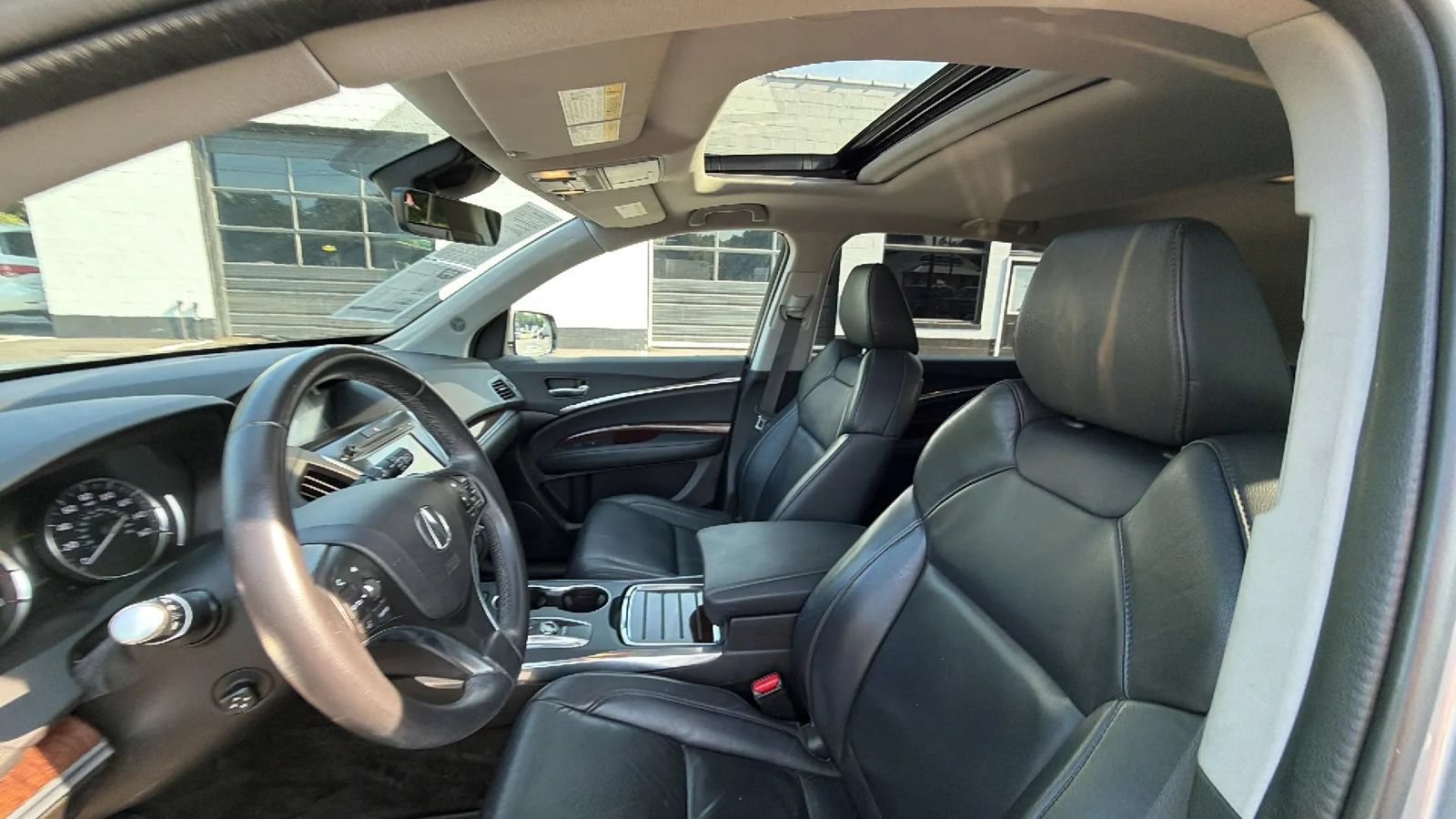 Used 2017 Acura MDX SH-AWD image 15