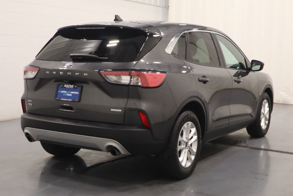 Used 2020 Ford Escape SE FWD image 9