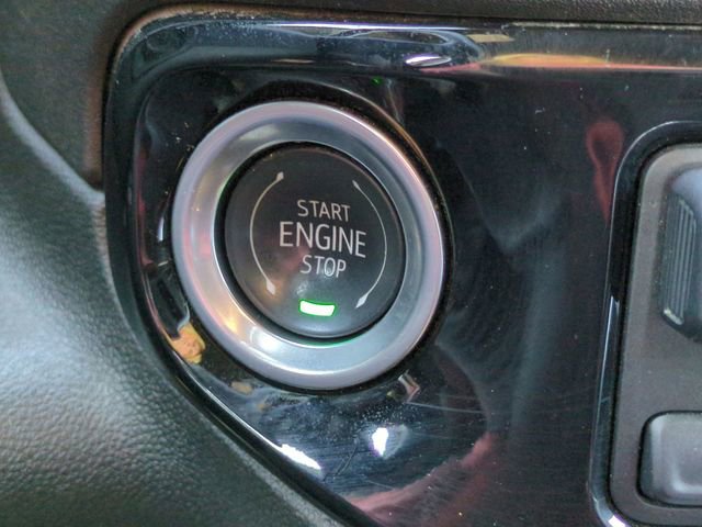 Used 2025 Chevrolet Silverado 2500 High Country w/ Technology Package AWD/4WD image 34