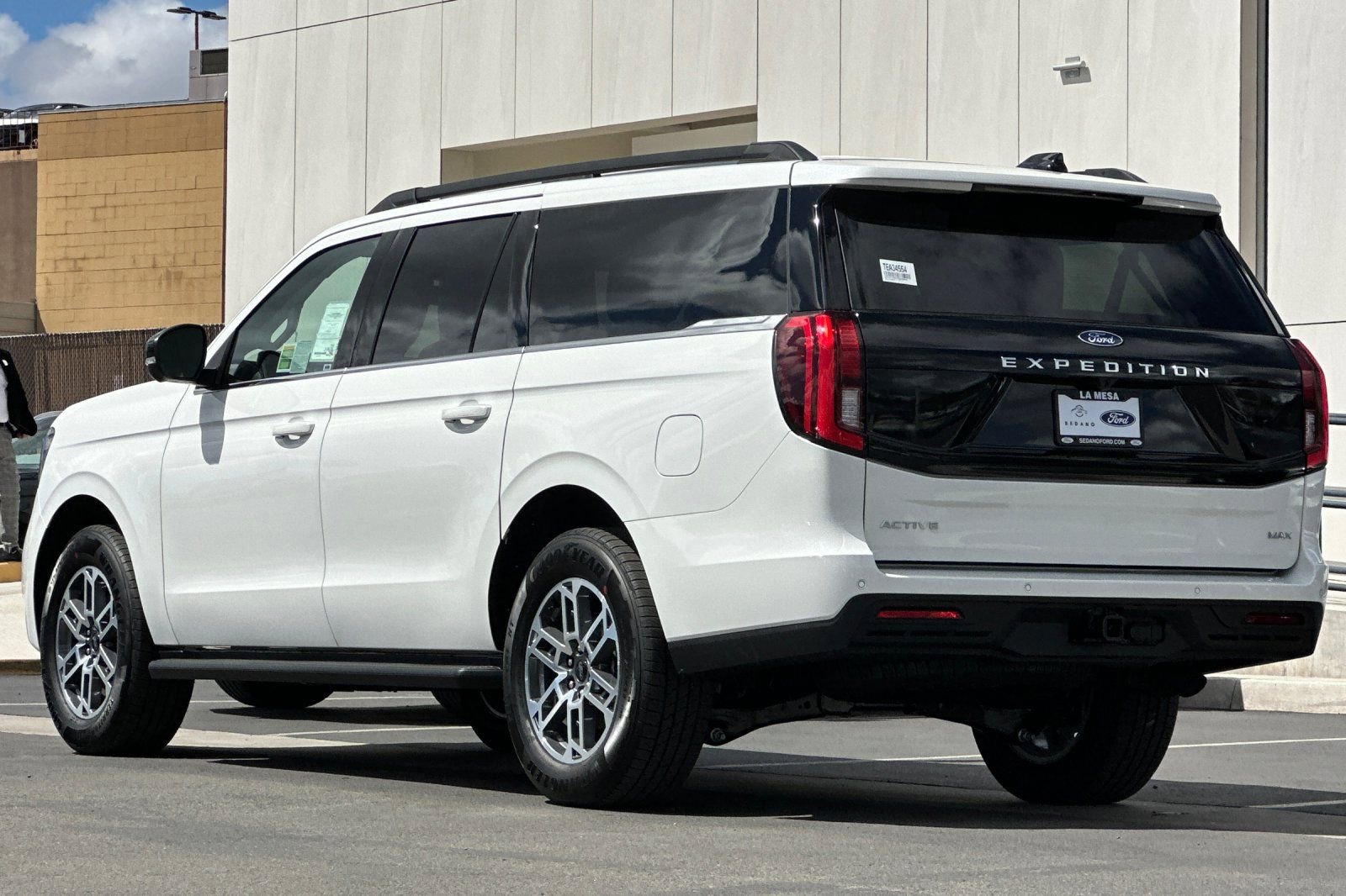 New 2026 Ford Expedition Max Active RWD image 5