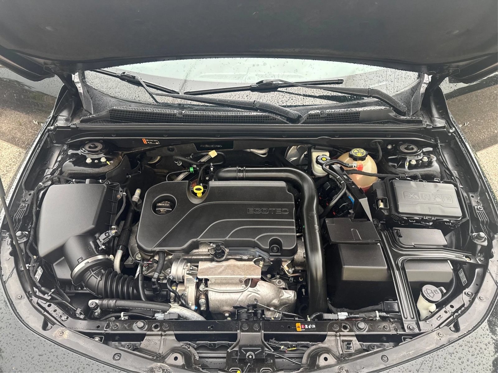 Used 2022 Chevrolet Malibu LT FWD image 24