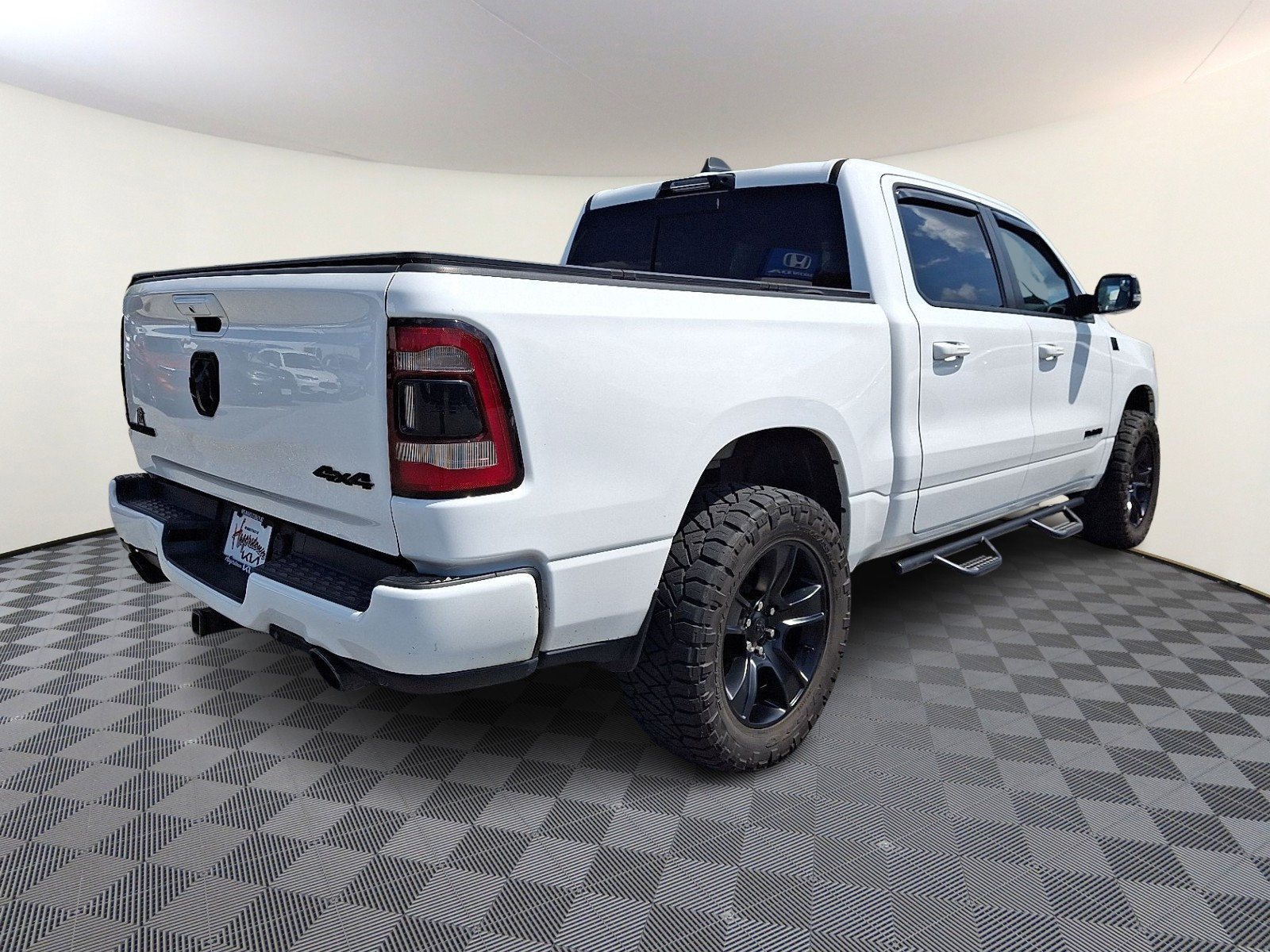 Used 2021 RAM 1500 Big Horn AWD/4WD image 6