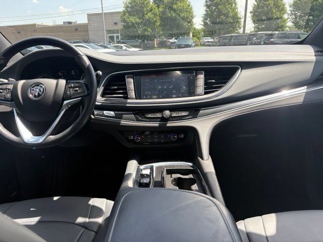 Used 2024 Buick Enclave Essence w/ Experience Buick Package AWD/4WD image 22