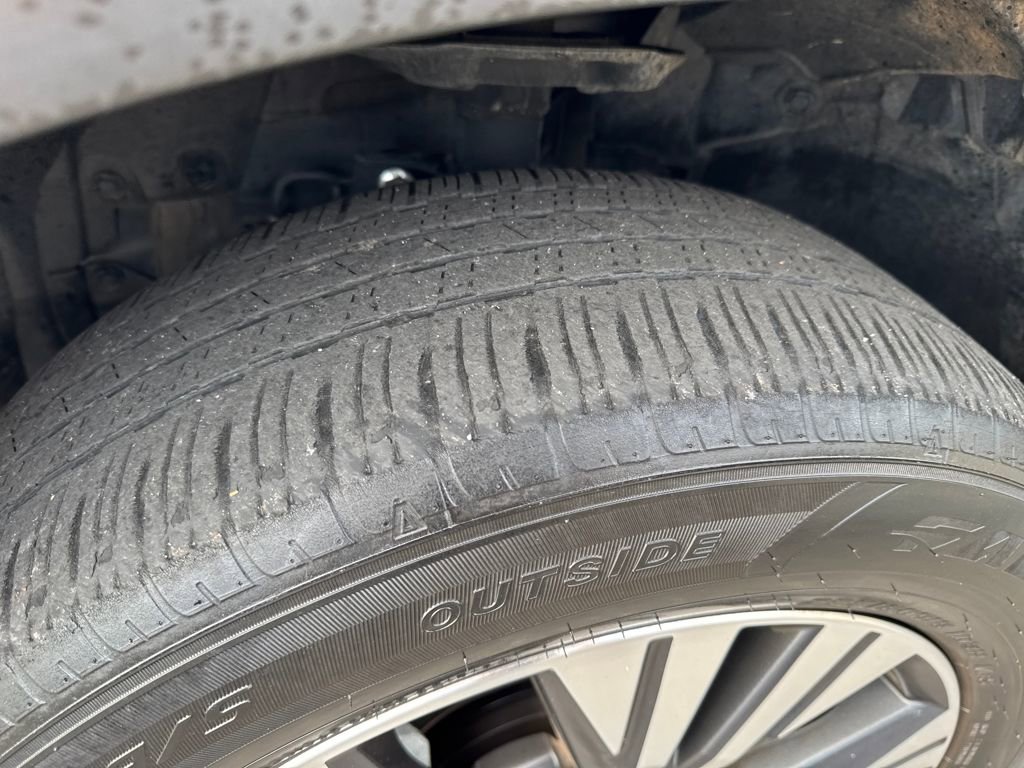 Used 2023 Nissan Rogue SV image 23