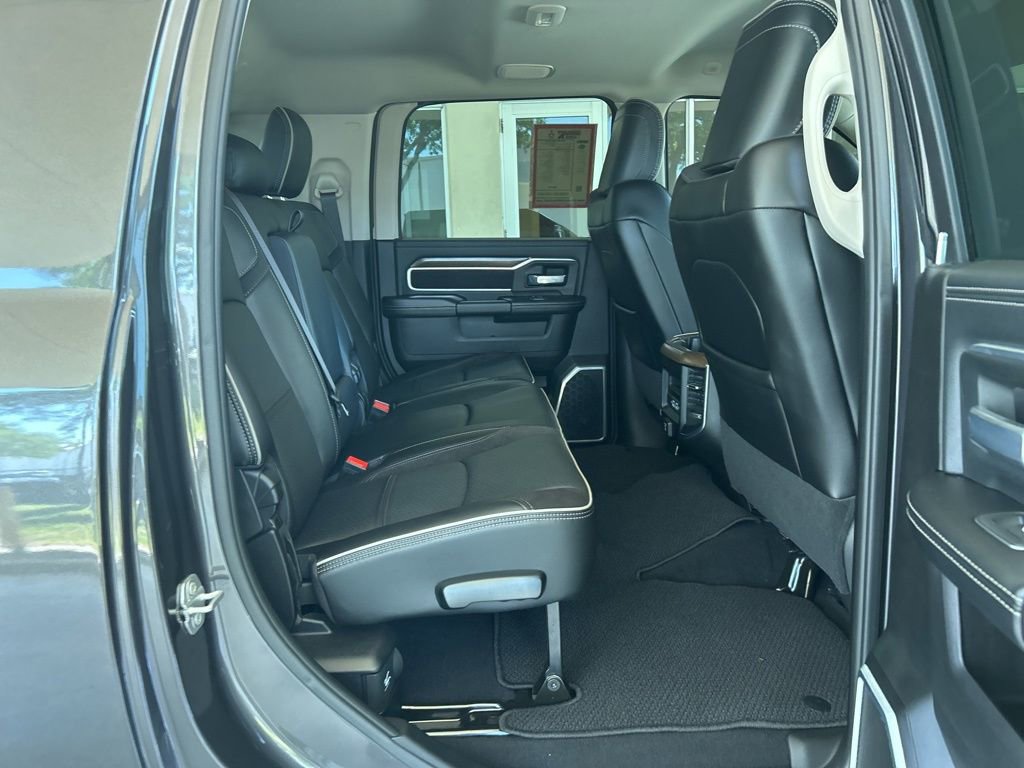 Used 2024 RAM 2500 Laramie w/ Towing Technology Group AWD/4WD image 33
