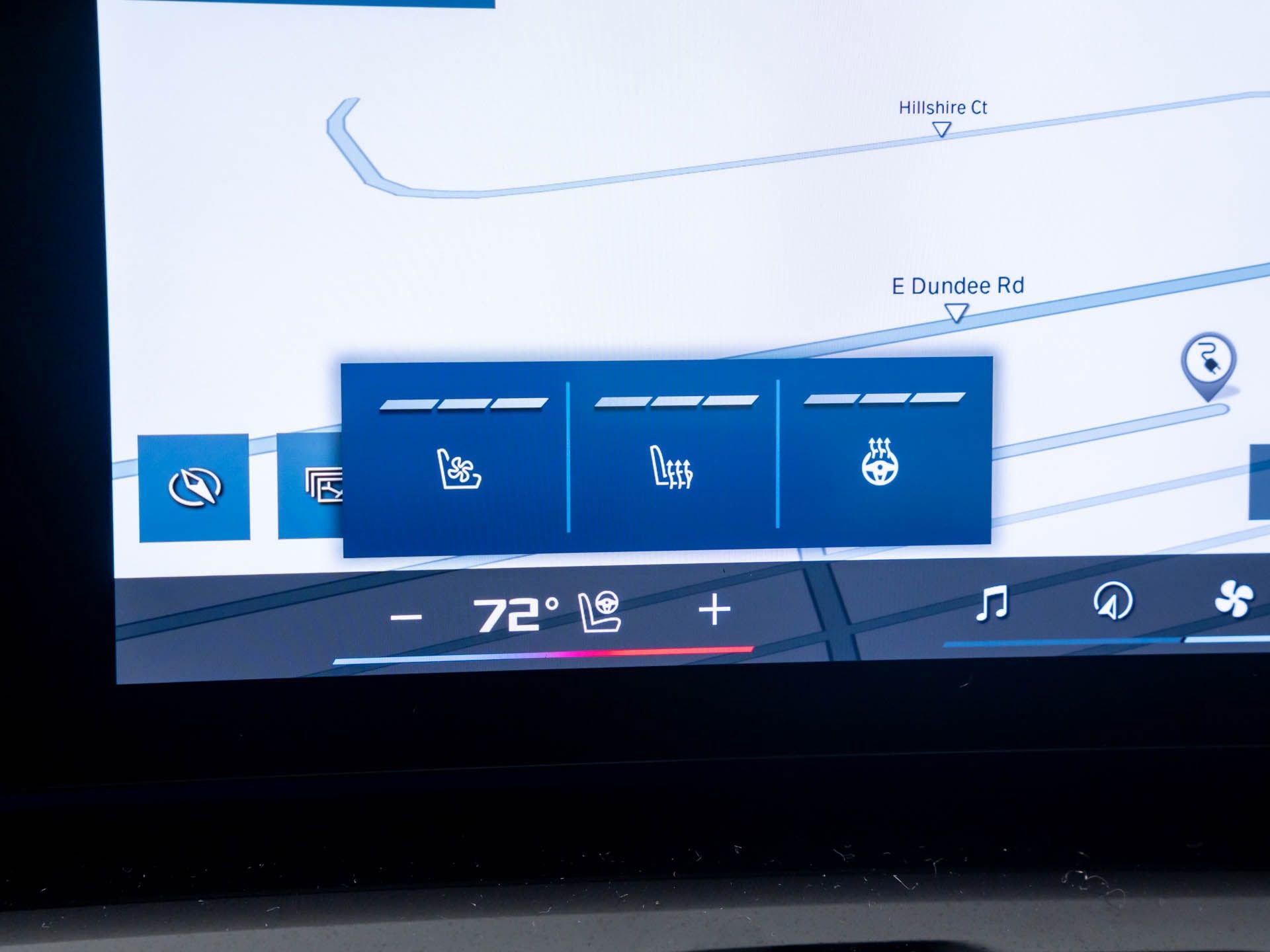 Used 2026 BMW M5 w/ Carbon Package image 25