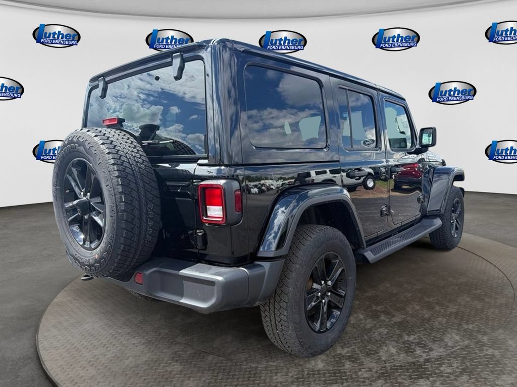 Used 2021 Jeep Wrangler Unlimited Sahara AWD/4WD image 7