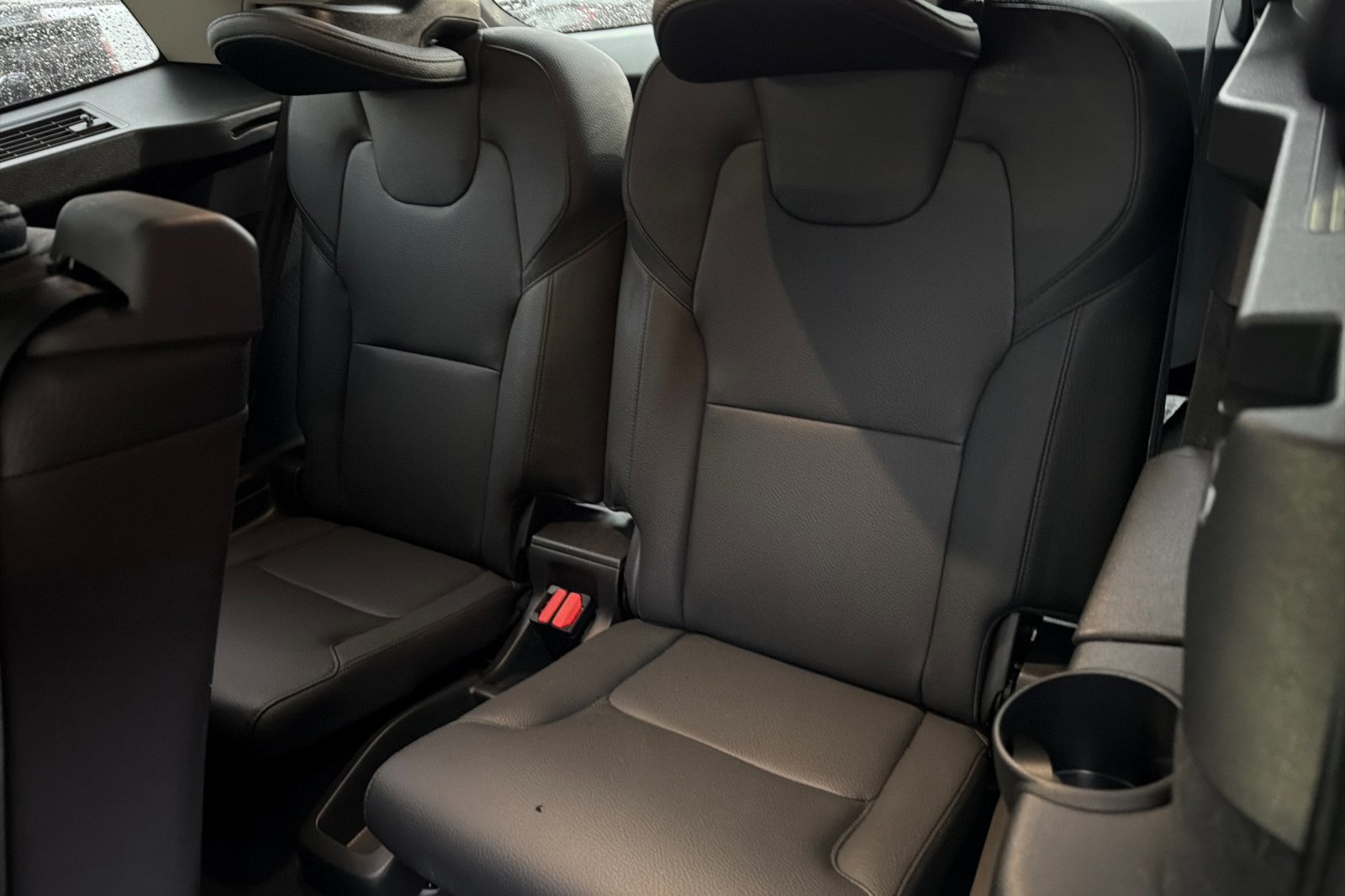 Used 2024 Volvo XC90 B6 Plus AWD/4WD image 14