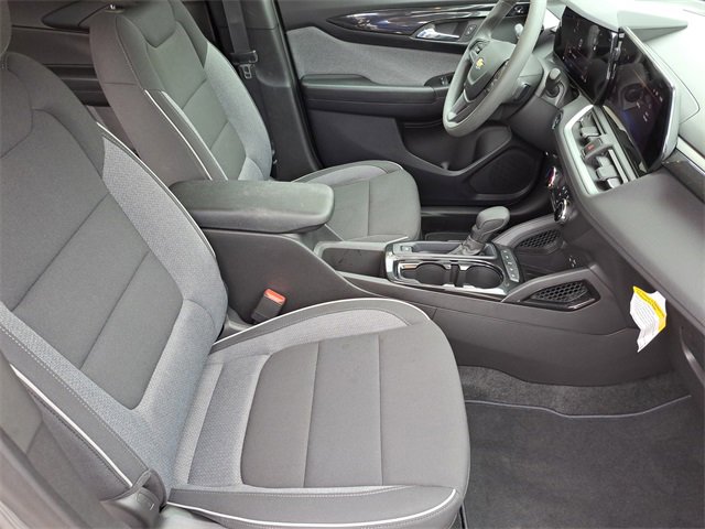Certified 2025 Chevrolet TrailBlazer LS w/ LS Convenience Package image 24