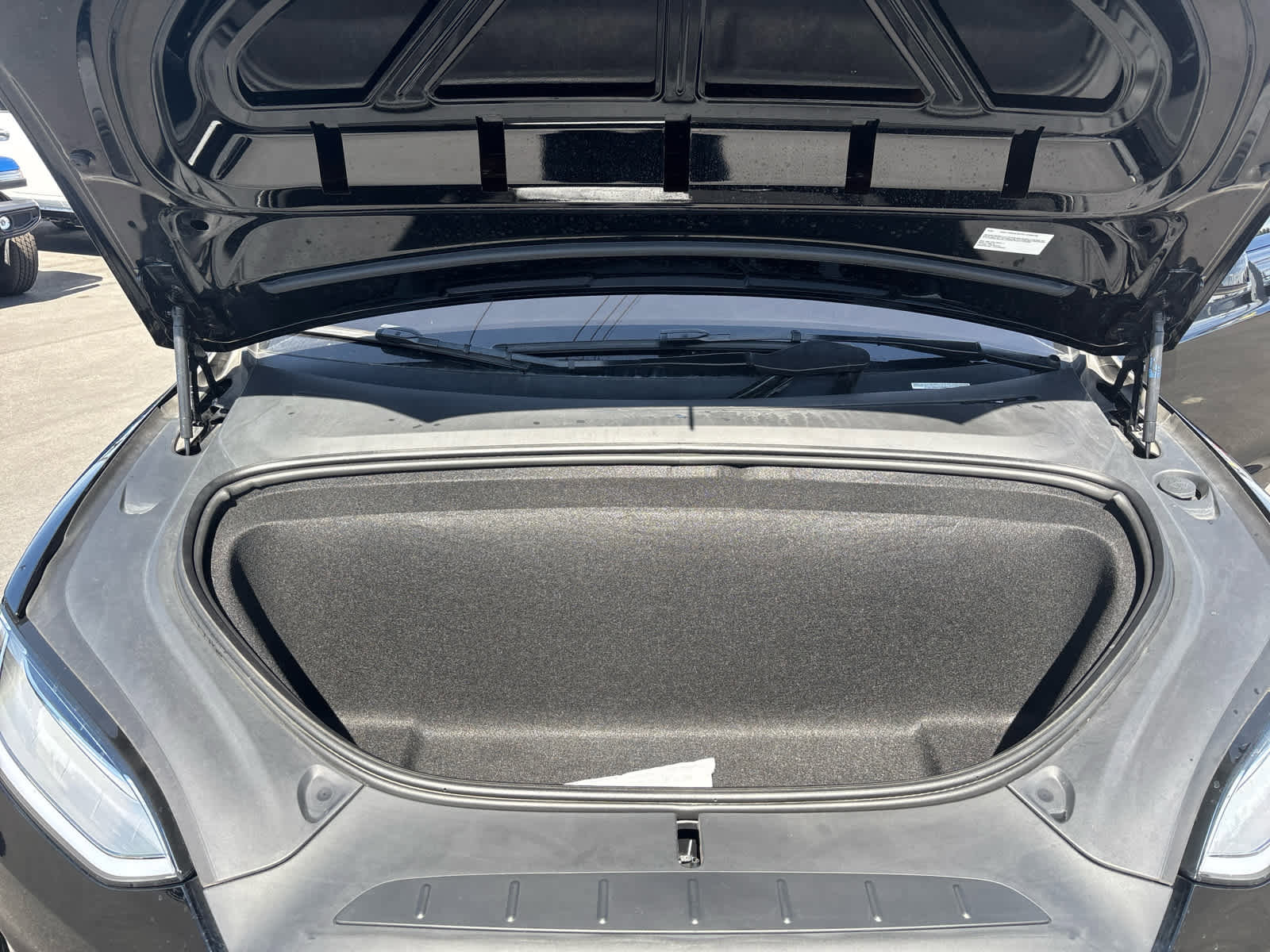 Used 2022 Tesla Model X Plaid image 36
