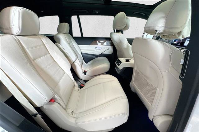 New 2026 Mercedes-Benz GLS 580 4MATIC image 26