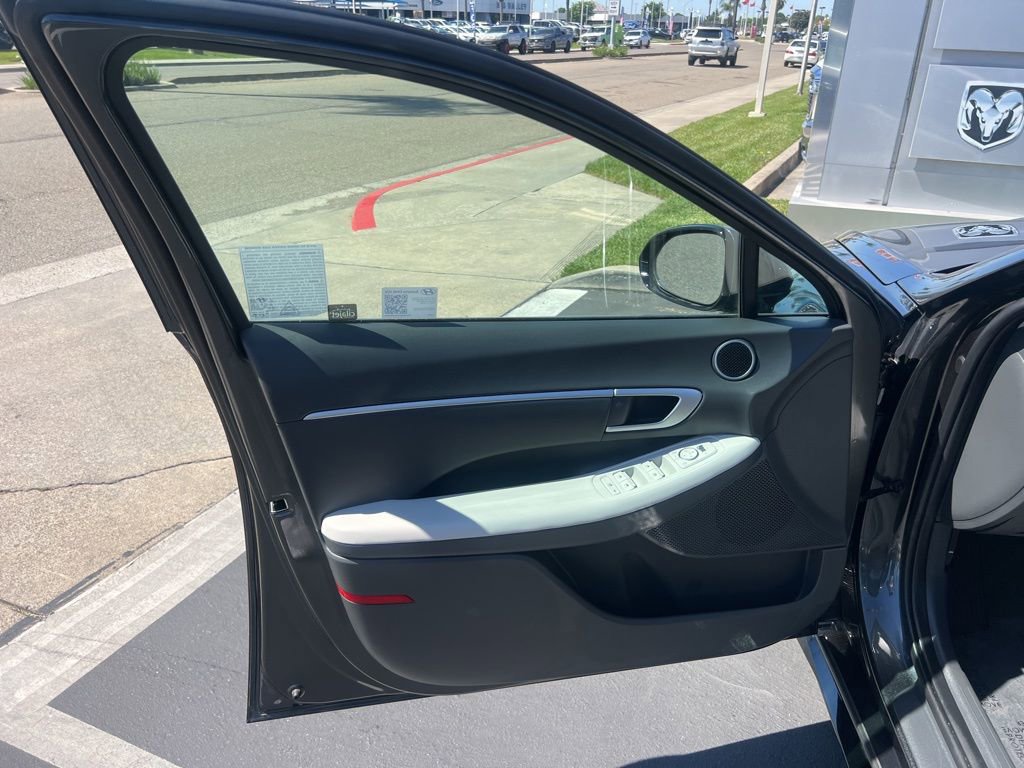 Used 2025 Hyundai Sonata SEL image 15