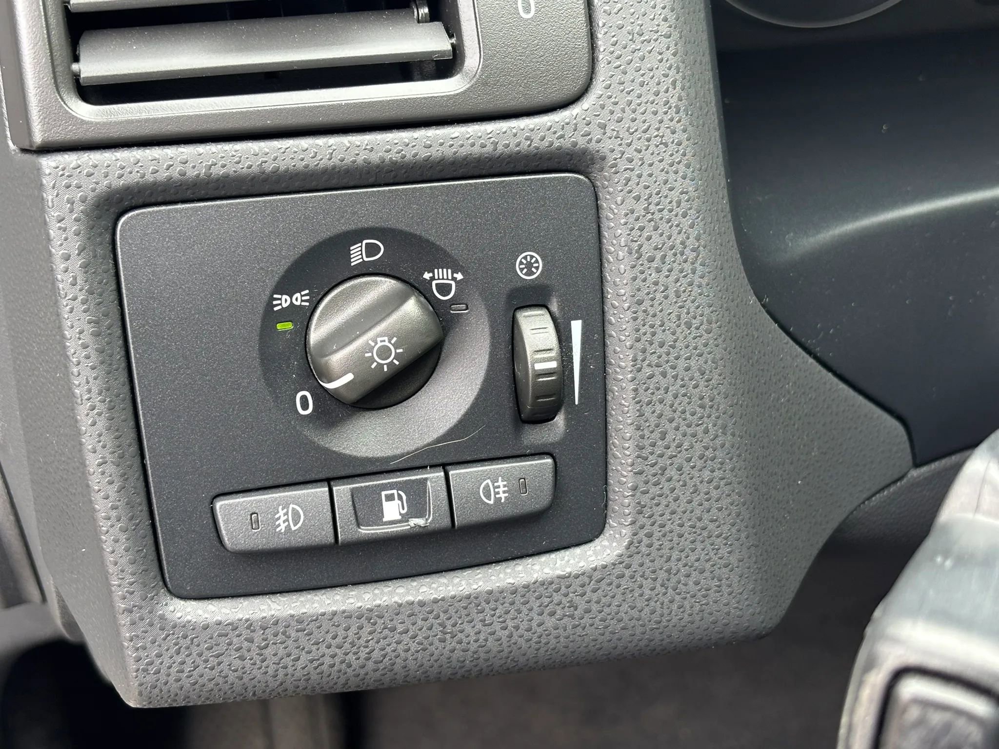 Used 2010 Volvo S40 2.4i image 32