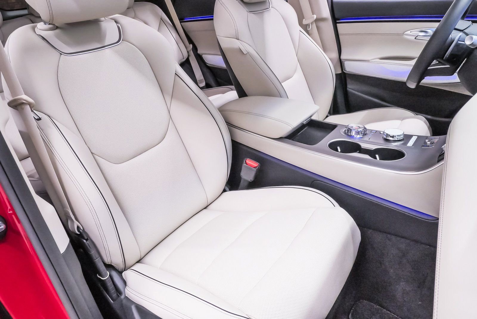 Certified 2026 Genesis GV70 2.5T Advanced image 15