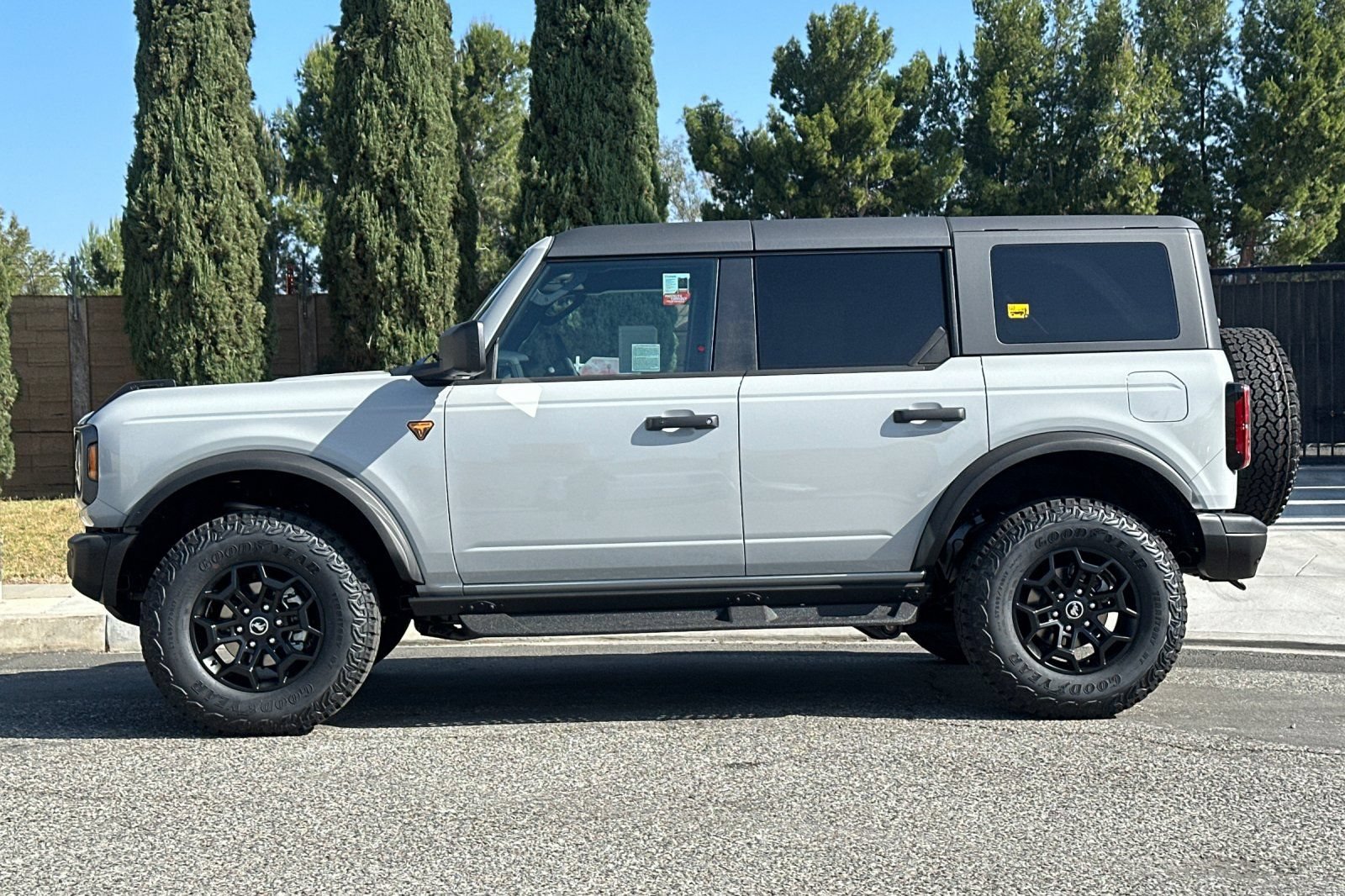 New 2026 Ford Bronco Badlands AWD/4WD image 7