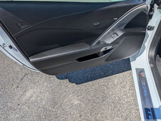 Used 2019 Chevrolet Corvette Stingray Coupe w/ 1LT RWD image 9