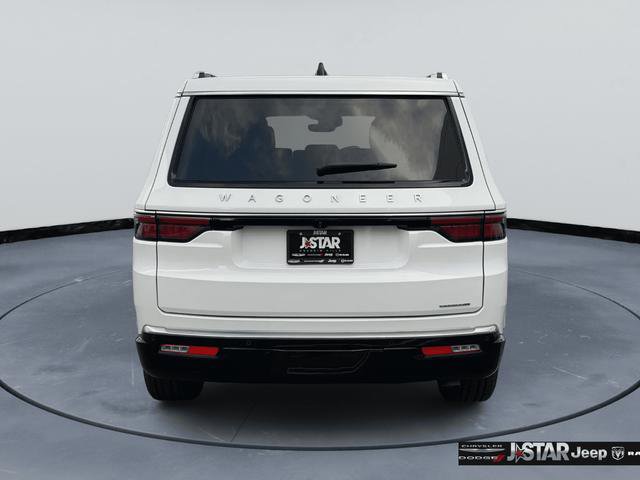 Used 2023 Jeep Wagoneer Series III w/ Flexible Seating Group RWD image 6