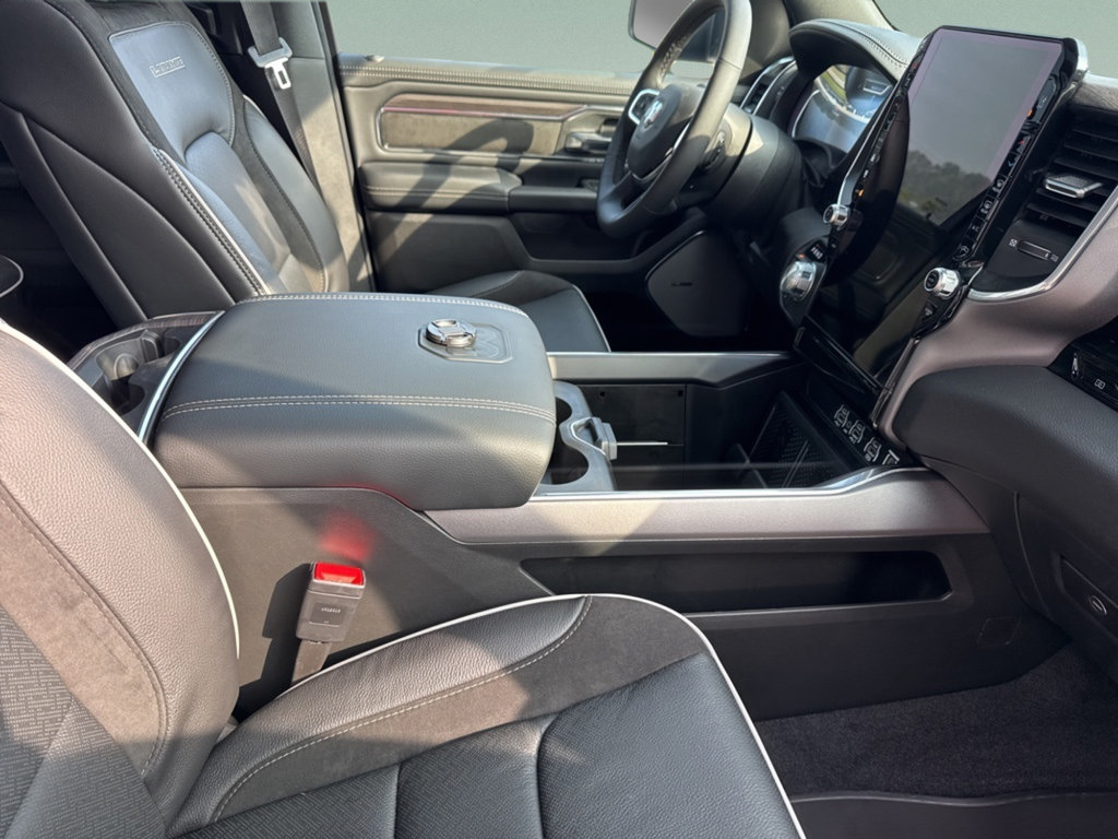 New 2026 RAM 1500 Laramie w/ Night Edition AWD/4WD image 28