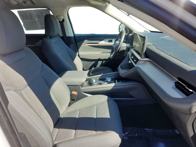 Used 2025 Ford Explorer Active image 17