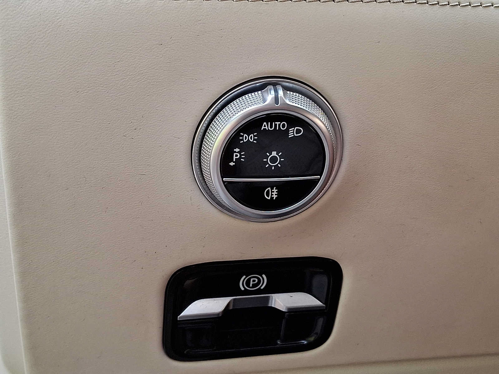 Certified 2022 Mercedes-Benz SL 55 AMG 4MATIC image 20