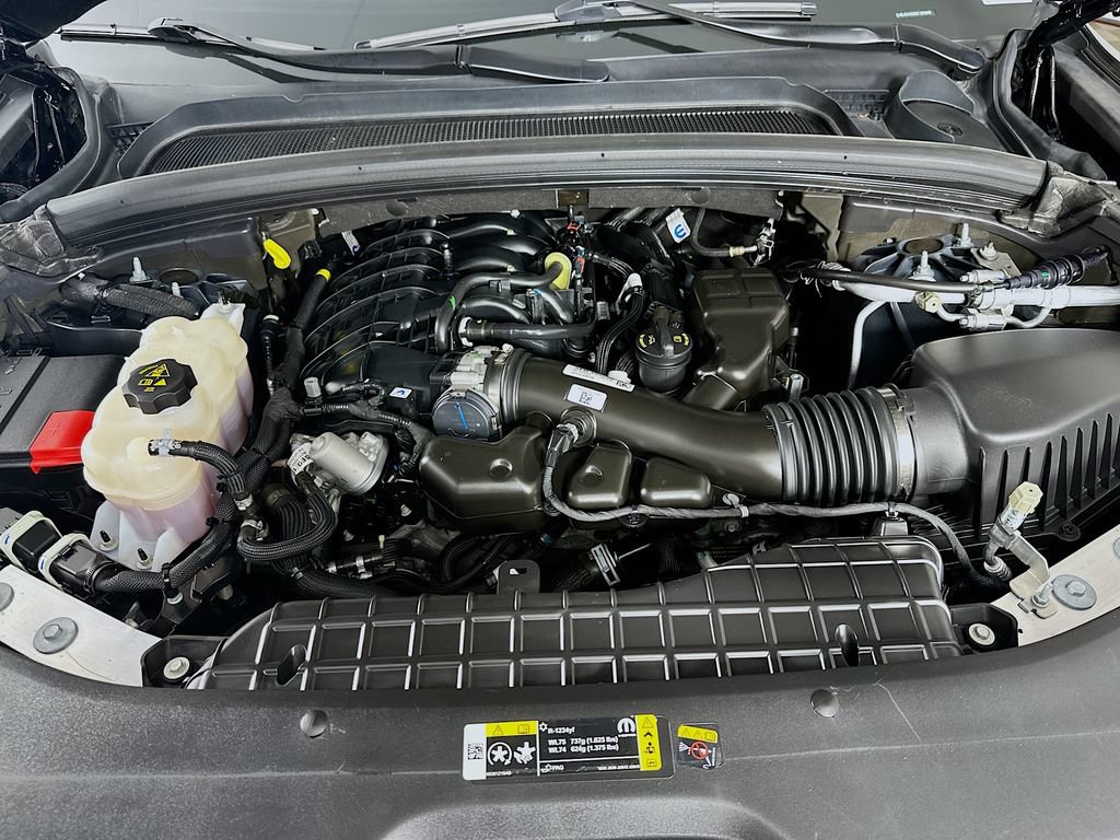 Certified 2024 Jeep Grand Cherokee Altitude AWD/4WD image 42
