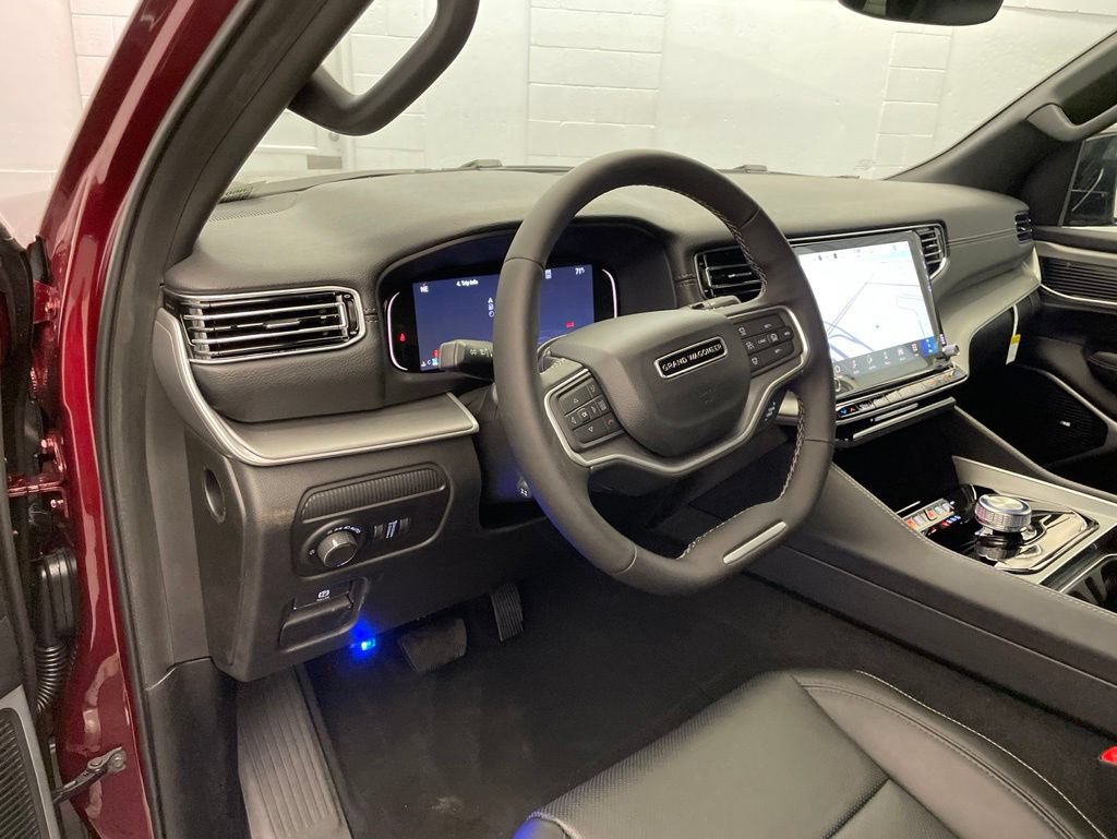 New 2026 Jeep Grand Wagoneer 2WD image 16