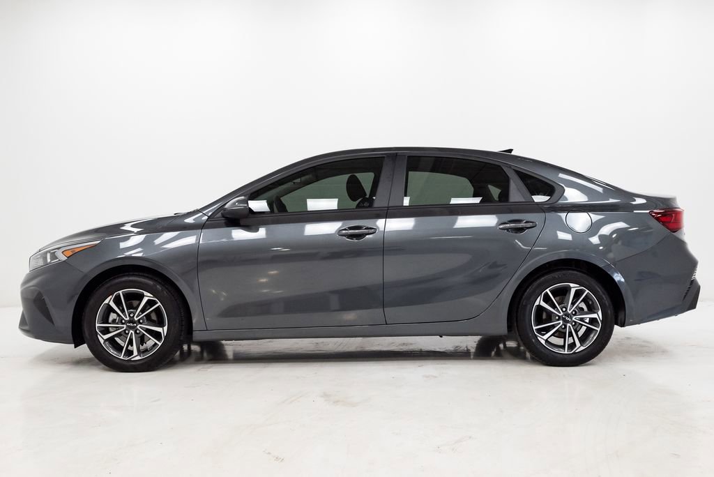 Certified 2022 Kia Forte LXS w/ LXS Technology Package image 26