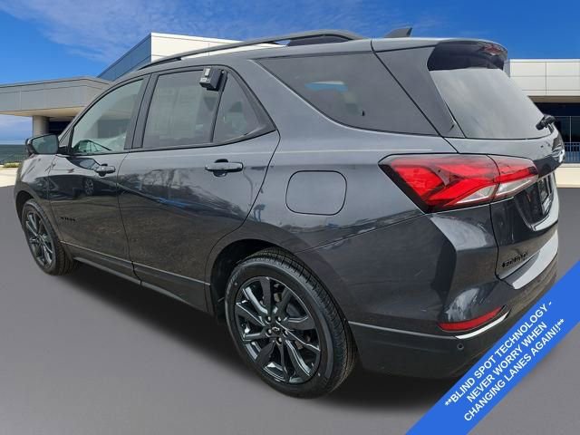 Used 2023 Chevrolet Equinox RS image 3