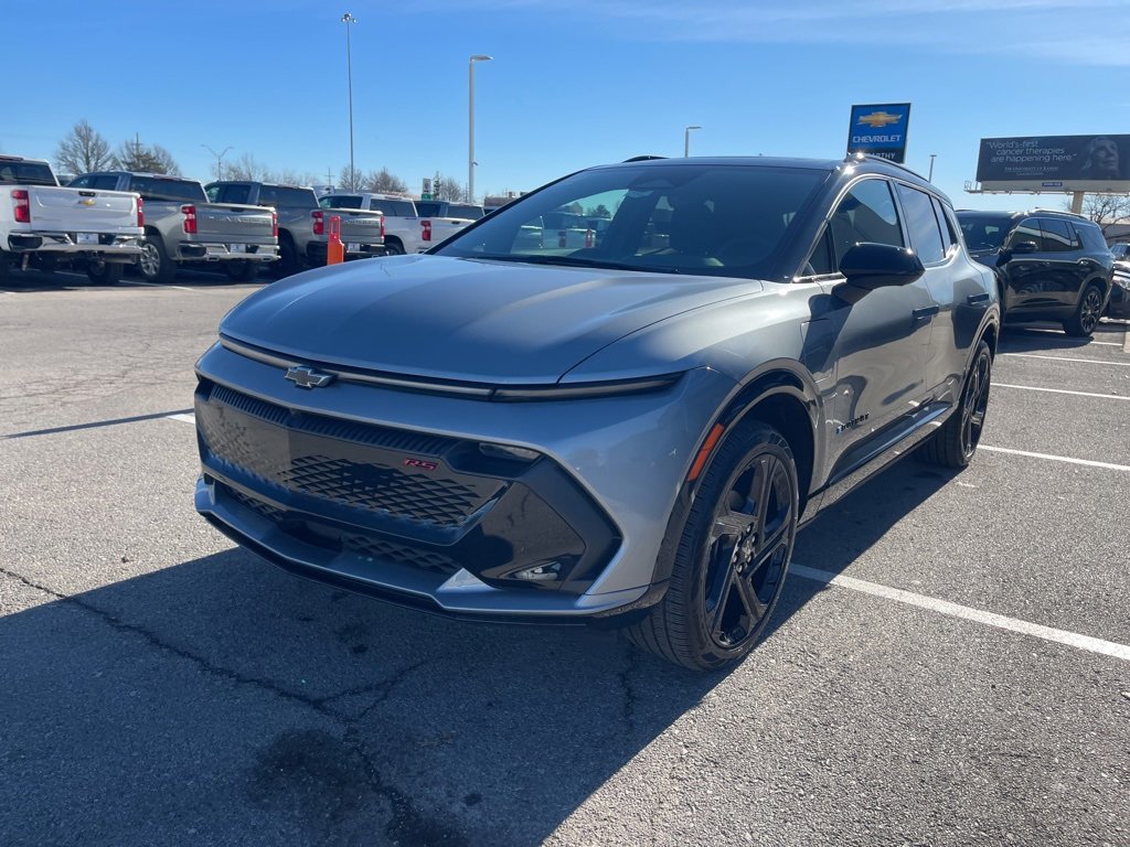 New 2025 Chevrolet Equinox EV RS image 7