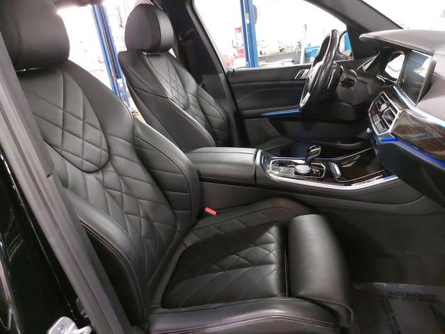 Used 2023 BMW X5 xDrive40i AWD/4WD image 10