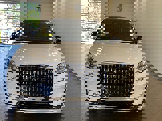 New 2024 Lincoln Corsair Grand Touring w/ Equipment Group 301A image 3