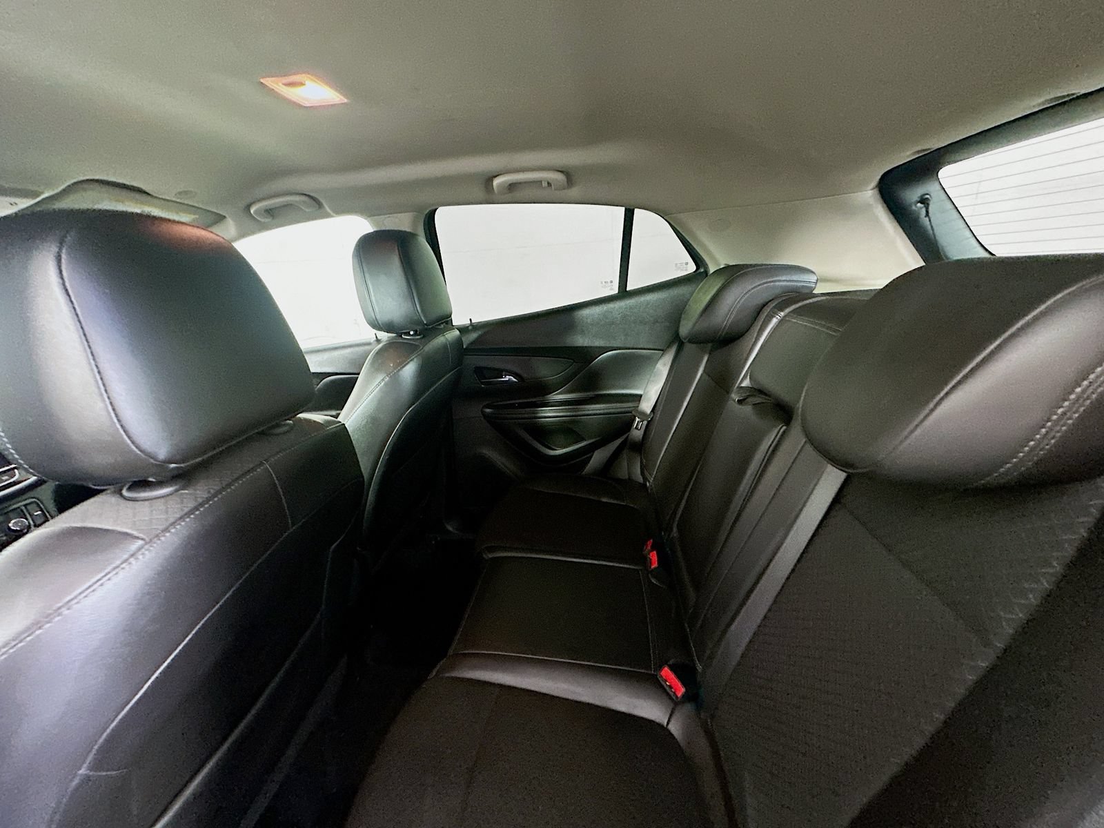 Used 2021 Buick Encore Preferred FWD image 24