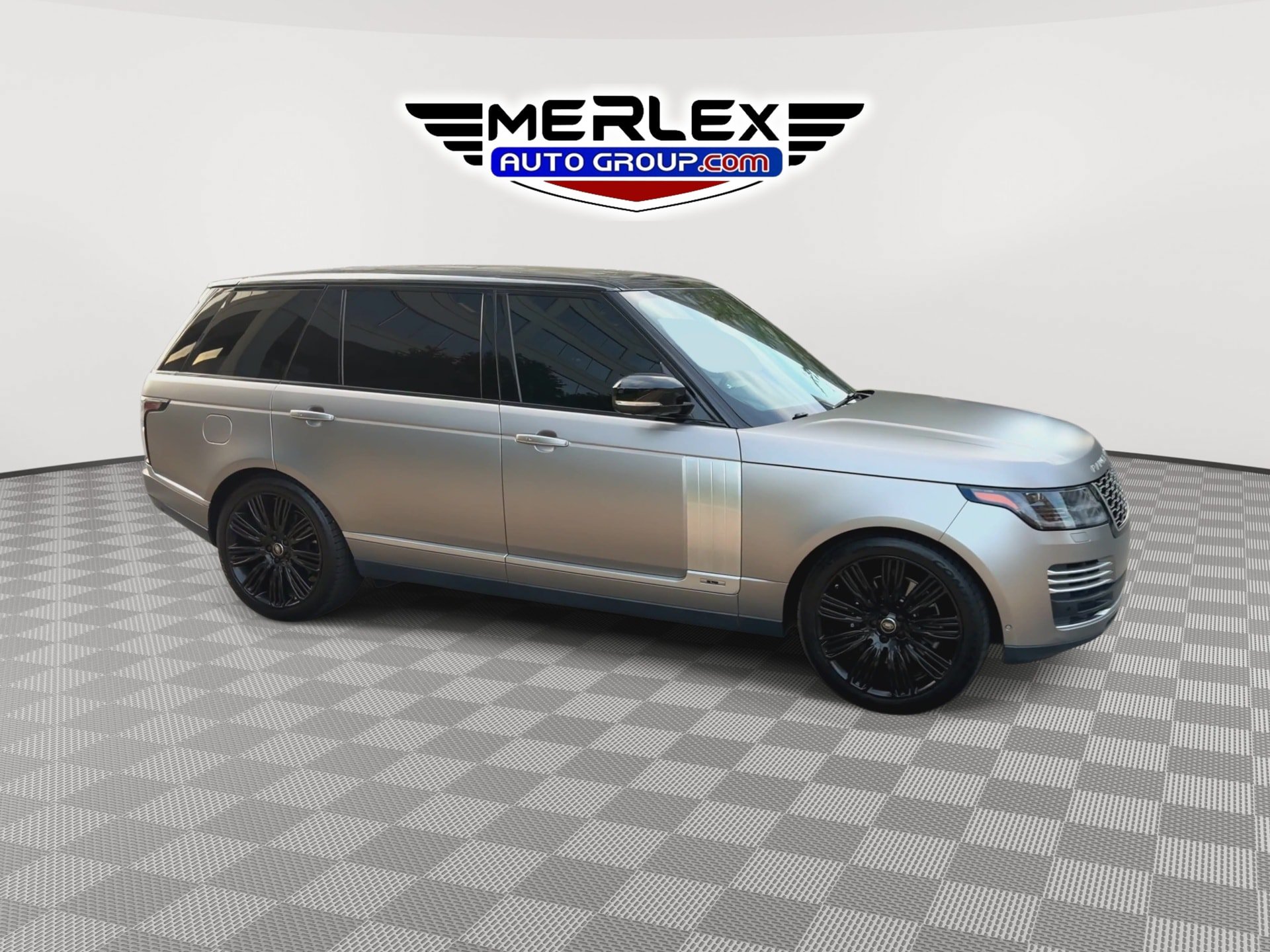 Used 2020 Land Rover Range Rover Long Wheelbase Autobiography AWD/4WD image 2